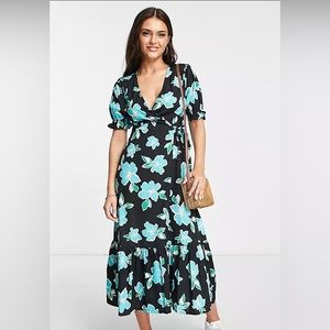 ASOS New Look for floral wrap front open back midi dress in blue. NWT Size 4